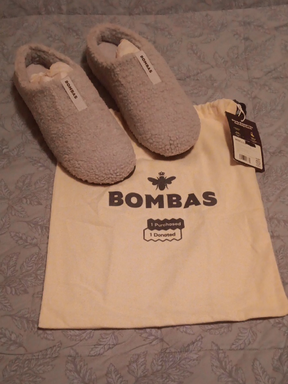Bombas Plush Sherpa Slip-On Slippers in Light Blue Size 9 w-Dust Bag